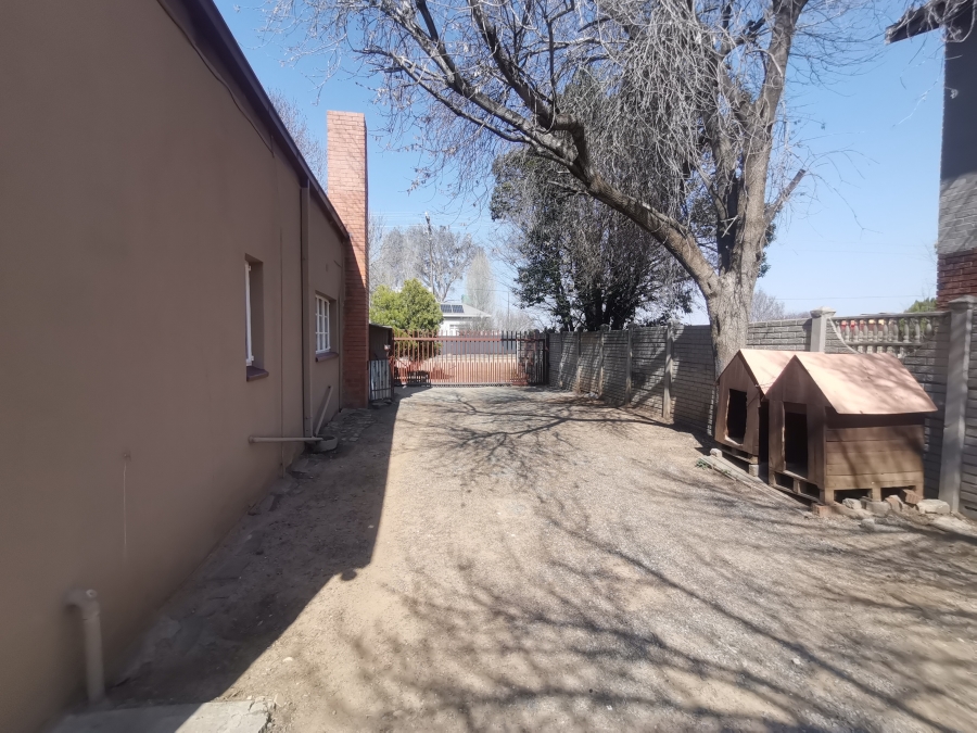 5 Bedroom Property for Sale in Senekal Free State